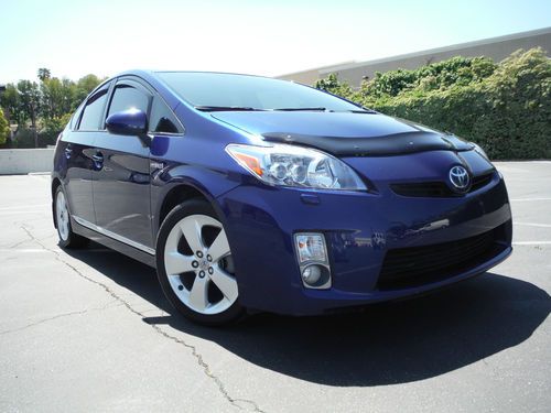 One owner prius v (five) advanced technology package