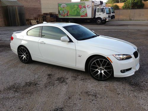 Find Used 2010 Bmw 328i Xdrive 4x4 Alpine White Red Interior