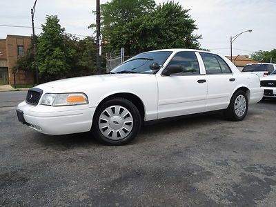 White p71 police 90k miles pw pl cruise psts ex fede car nice