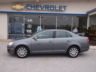 Jetta 2.0t 2.0l 4cyl cd front wheel drive gray leather fully power sunroof