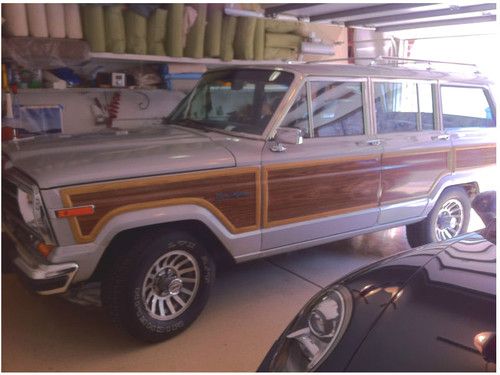 1990 jeep grand wagoneer low miles - superb cond - ready to drive cross country