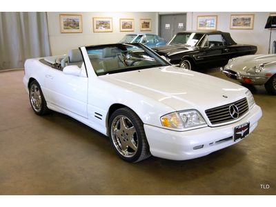 Immaculate glacier white exterior - 6 disc cd - hardtop - ice cold a/c - amg