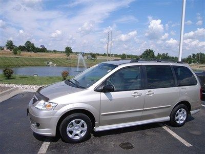 2002 mpv lx low miles 2nd row buckets super clean!