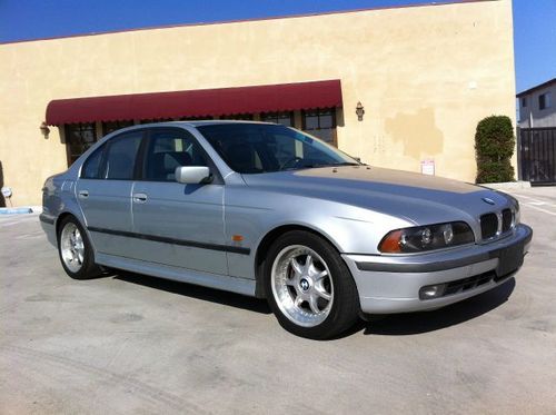 1998 bmw 540i, 6 speed!  clean socal car!  very fast and fun driver!