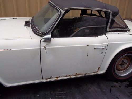 1973 triumph tr6  parts car