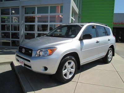 Rav 4 silver 4x4 suv one owner 6 cd low reserve clear title tow pack wheels nice