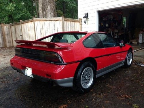 1986 pontiac fiero gt coupe 2-door 2.8l 54k miles great condition