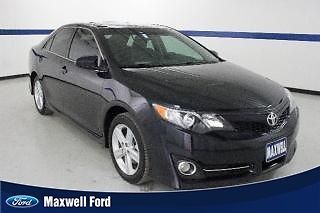 2012 toyota camry 4dr sdn i4 auto se traction control