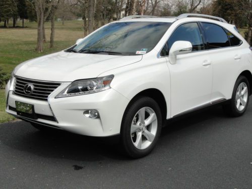 Lexus rx 350 white 4 dr moonroof british tan &amp; black interior 3200 miles &gt;mint&lt;