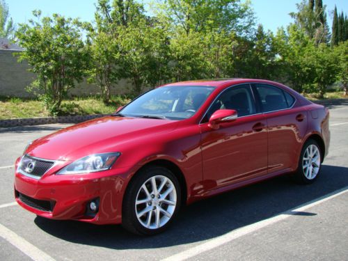 2011 lexus is 250 awd, only 10k mi, navigation, heated &amp; cooled seats!
