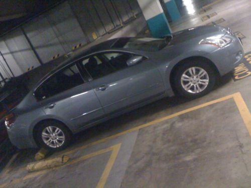 Sky Blue, Excellent condition, Sedan Spacious Back, Gas Saver, Fast and Easy dri, US $13,432.00, image 3