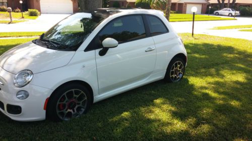 Garage kept 2012 fiat 500 sport auto with moon roof