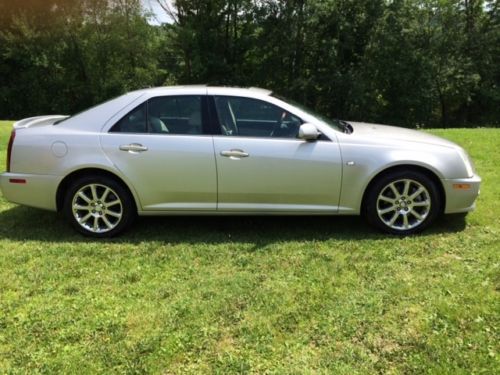 2005 cadillac sts v8 awd only 96k miles!
