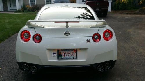 2012 White Nissan GT-R in excellent condition with 32,000 miles.....GTR, US $71,000.00, image 7