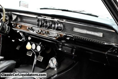 1964 pontiac grand prix 4 speed 8 lug wheels 428  motor