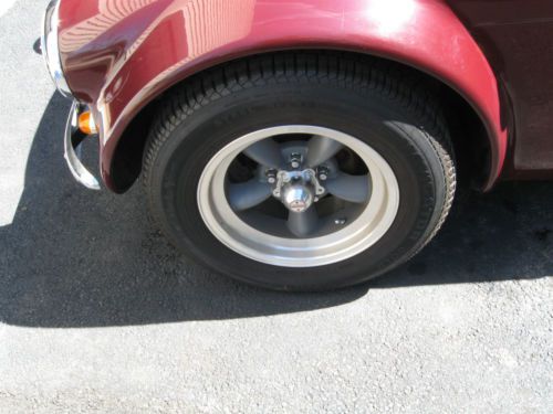 1964 Pontiac Grand Prix 4 Speed 8 lug wheels 428  motor, image 21