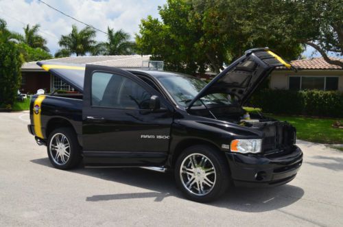 Sell used 2004 Dodge Ram 1500 RUMBLE BEE Special Edition ...