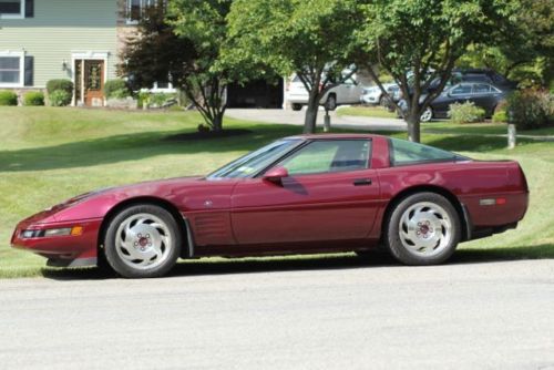 1993 corvette 2-door coupe 40th anniversary