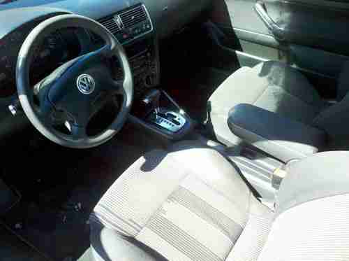 2002 Volkswagen Golf GTI 1.8T Hatchback 2-Door, image 10