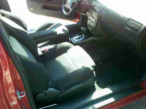 2002 Volkswagen Golf GTI 1.8T Hatchback 2-Door, image 19
