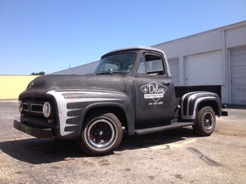 Ford pick up f 100