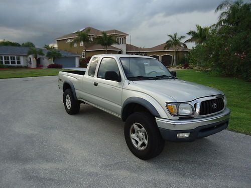 2002 toyota tacoma trd 4 x 4 extended cab 4wd sr5 automatic v6  ** no reserve **
