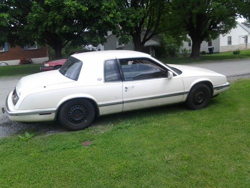 1989 buick riviera luxury coupe 2-door 3.8l