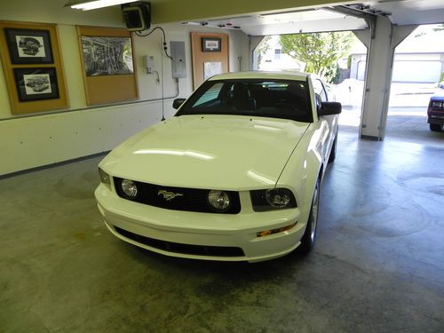 2008 ford mustang gt premium like new condition only 5k miles