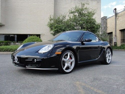 Beautiful 2006 porsche cayman s, loaded with options, just serviced