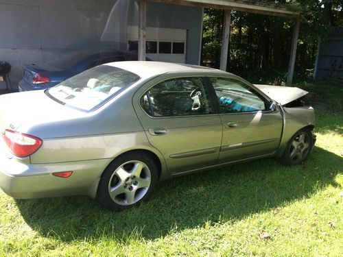 2000 infiniti i30 t sedan 4-door 3.0l, (parts car)