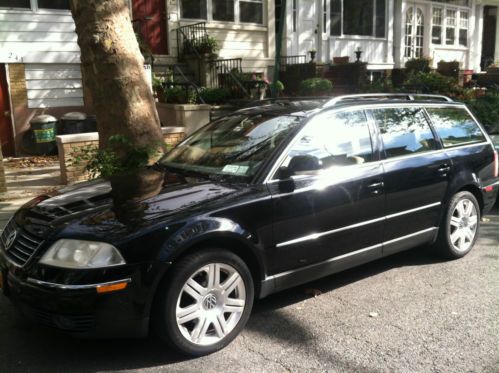 2005 volkswagen passat v6   75,636 miles  super clean sunroof