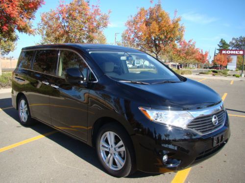 2013 nissan quest sv, only 11k mi, leather, backup cam, heated seats!