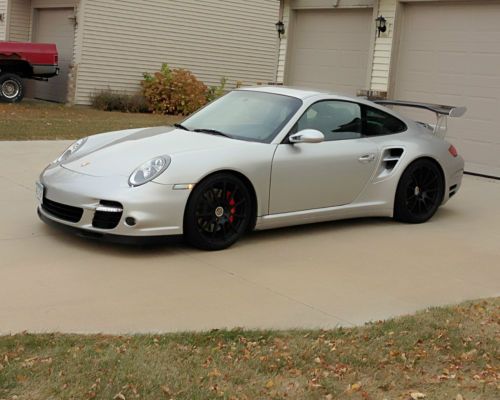 Porsche 997 turbo gt3 rs deck lid wing led hre wheels fabspeed nav. no reserve