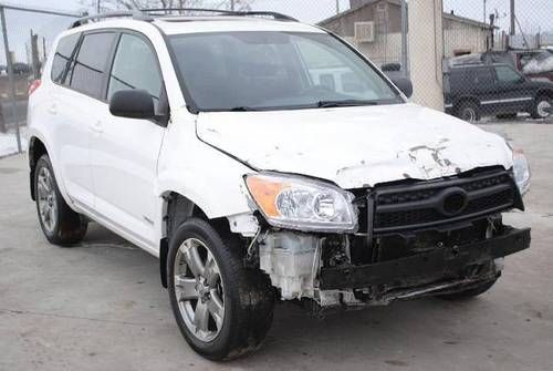 2011 toyota rav4 sport v6 4wd damaged salvage priced to sell loaded wont last!!