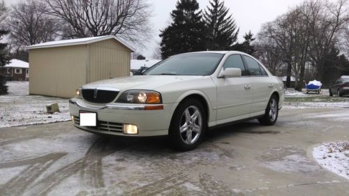 2002 lincoln ls sedan 4-door 3.9l great condition!!!!!  fully loaded!!!!