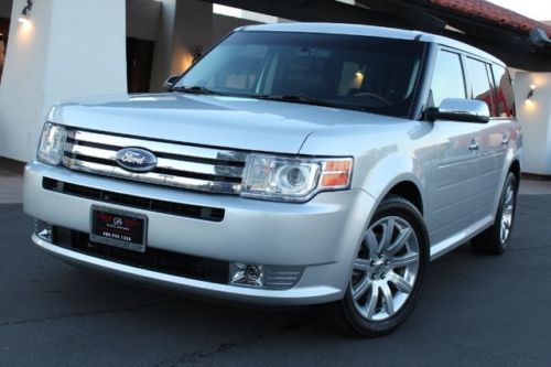 2011 ford flex limited. leather. 3rd row. nav/cam. loaded. like new.clean carfax