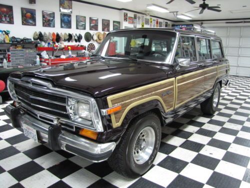 1988  grand wagoneer, excellent condition