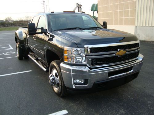 2012 chevy 3500hd ltz 6.6l diesel drw 4x4 only 800 actual miles fully loaded