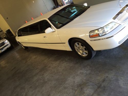 2006 lincoln town car stretch limo