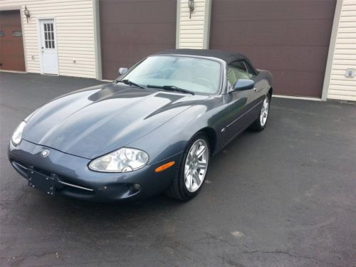 2000 jaguar xk8 convertible garage kept gun - metal gray beauty