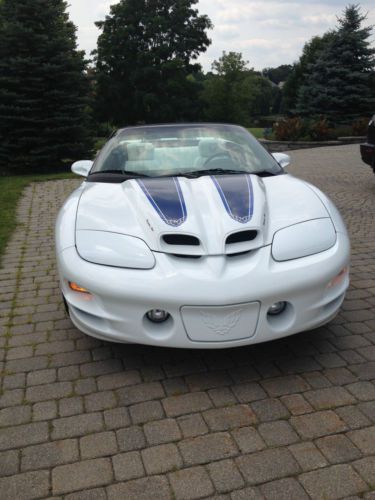 1999 30th anniversary trans am convertible white and blue low milage