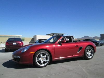2008 red automatic miles:17k leather roadster