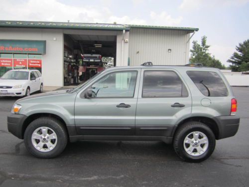 2005 ford escape xlt 4 x 4
