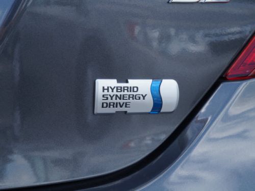 2014 toyota camry hybrid se limited edition