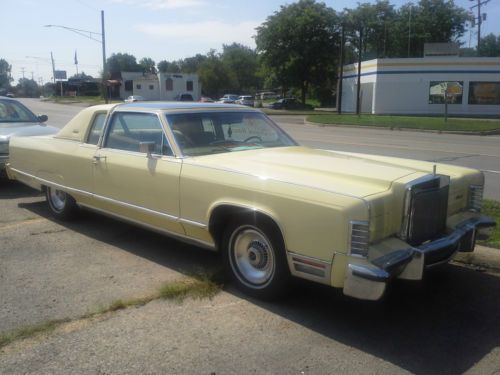1977 lincoln continental town coupe - rare glass roof