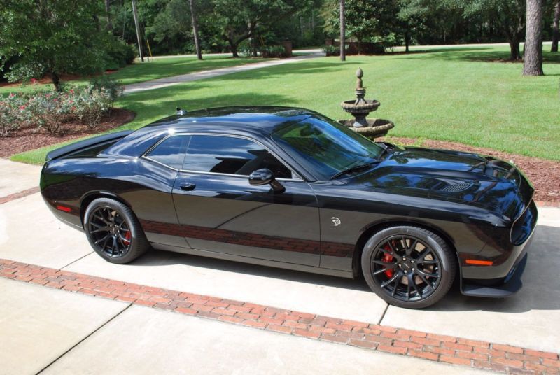 2015 dodge challenger srt hellcat