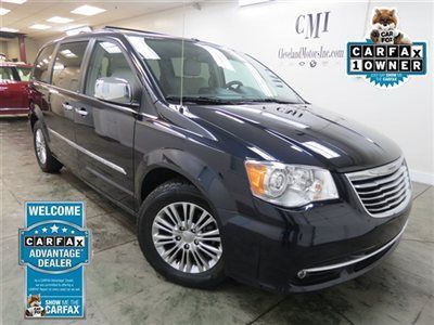 2011 town &amp; country limited 10k navigation warrnty dvd carfax we finance $25,795