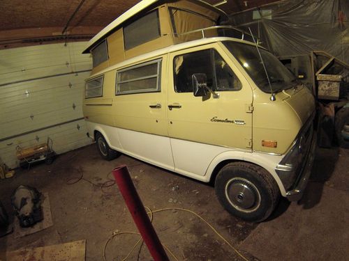 '72 ford e200 sportsmobile, near perfect condition. garage kept, all papers