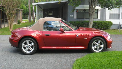 2002 bmw z3 roadster convertible 2-door 2.5i sienna red like new condition