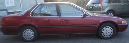 1992 honda accord lx sedan 4-door 2.2l 114,000